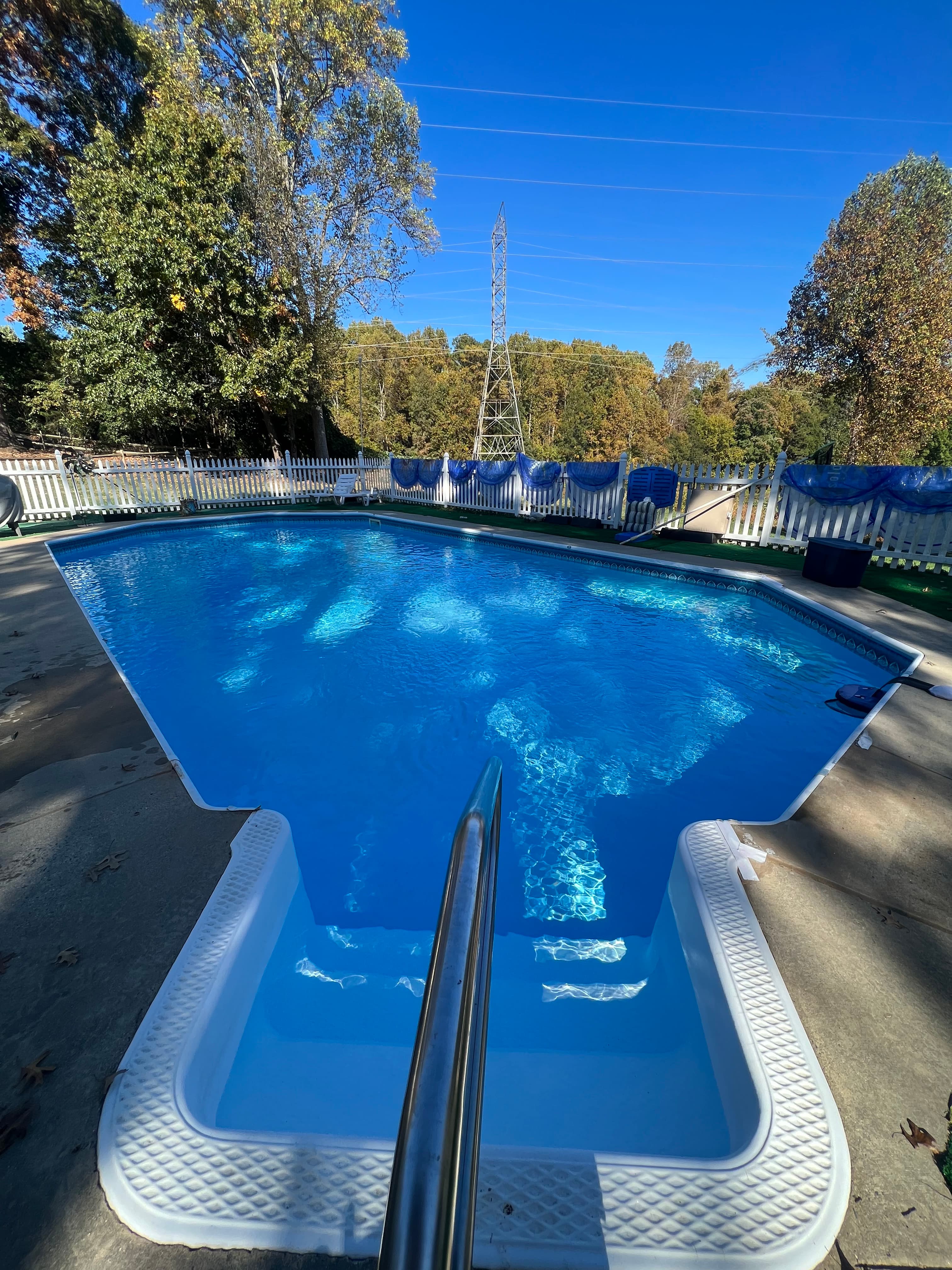 Weekly Pool Maintenance